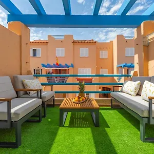  Apartamento Beachfront, Pool, Terrace, Garage & Fibre Internet